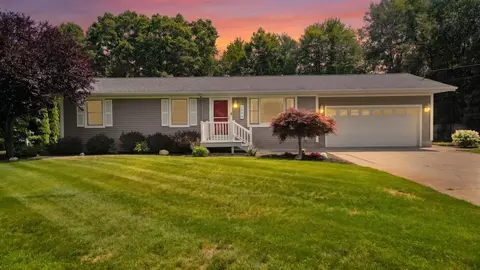 2698 Hamilton, Muskegon, MI 49445