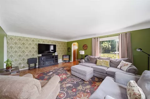 Living - 1418 Moore, Adrian, MI 49221 photo 2 of 2