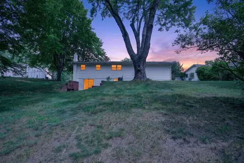 Exterior - 145 Mohawk, Jackson, MI 49203 photo 1 of 9