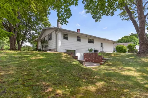 Exterior - 145 Mohawk, Jackson, MI 49203 photo 5 of 9