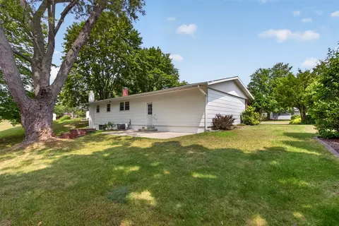 Exterior - 145 Mohawk, Jackson, MI 49203 photo 7 of 9