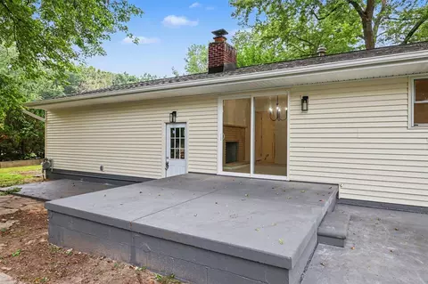 Exterior - 6627 S Jackson, Jackson, MI 49201 photo 2 of 8