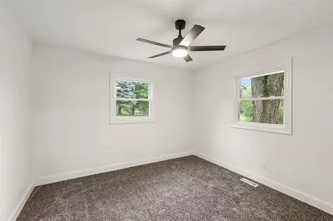 Bedroom - 6627 S Jackson, Jackson, MI 49201 photo 2 of 4