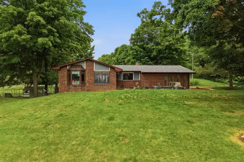 13489 Hyde, Hartland, MI 48353