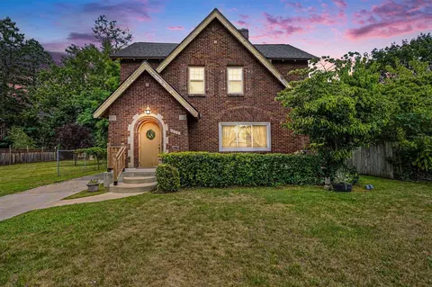 2044 Godwin, Grand Rapids, MI 49507