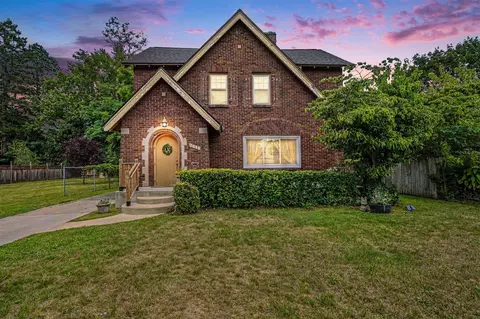 2044 Godwin, Grand Rapids, MI 49507