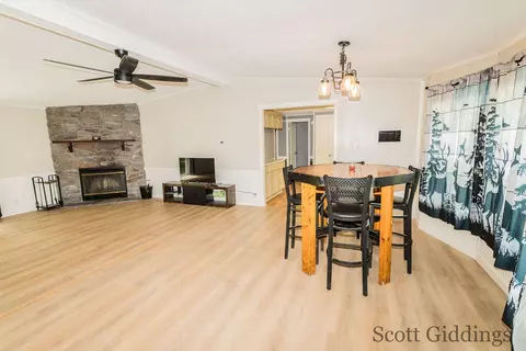 Dining - 318 E Bellevue, Stanton, MI 48888 photo 1 of 3