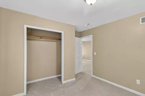 Bedroom - 11209 Jackson, Taylor, MI 48180 photo 6 of 10