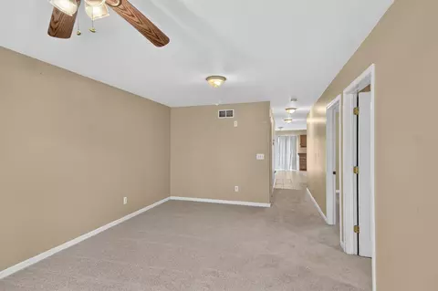 Living - 11209 Jackson, Taylor, MI 48180 photo 1 of 7