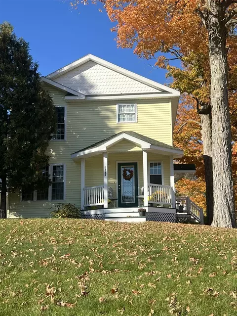 538 W Upton, Reed City, MI 49677