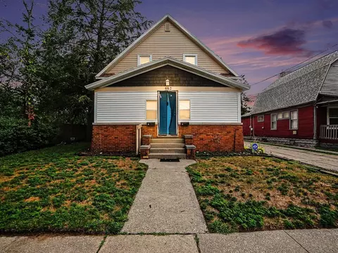662 Allen, Muskegon, MI 49442