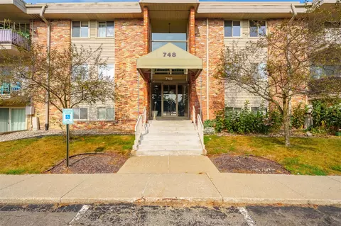748 W Kilgore #303, Kalamazoo, MI 49008