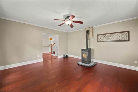 Living - 7760 Empire, Benton Harbor, MI 49022 photo 3 of 4