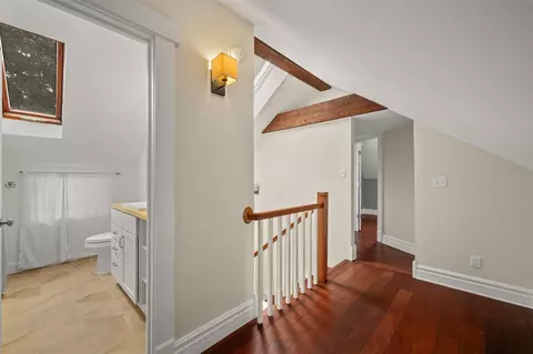 Entry Way - 7760 Empire, Benton Harbor, MI 49022 photo 7 of 11