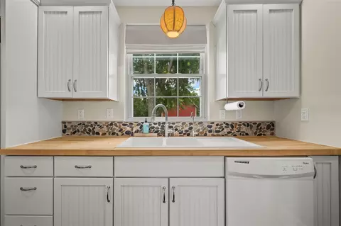 Kitchen - 7760 Empire, Benton Harbor, MI 49022 photo 3 of 4