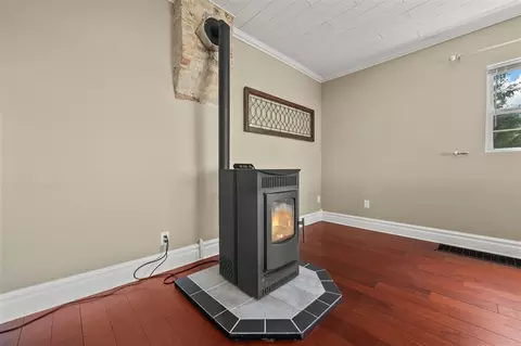 Living - 7760 Empire, Benton Harbor, MI 49022 photo 4 of 4