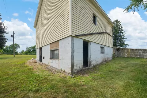 Exterior - 7760 Empire, Benton Harbor, MI 49022 photo 13 of 24
