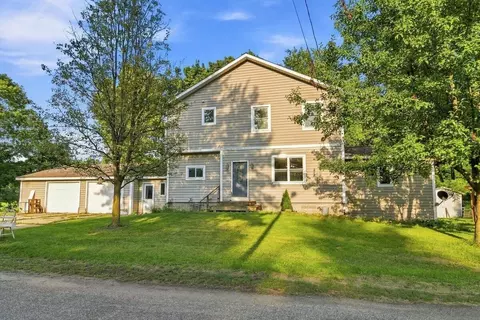520 N Queen, Nashville, MI 49073