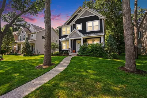 1930 Chippewa, Holland, MI 49424
