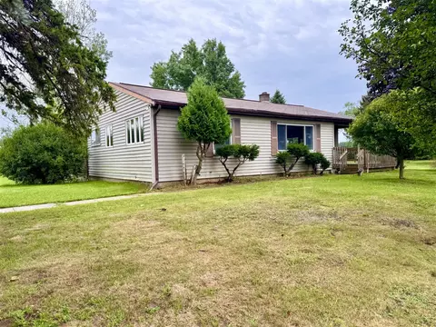 6352 Gavin Lk, Rockford, MI 49341