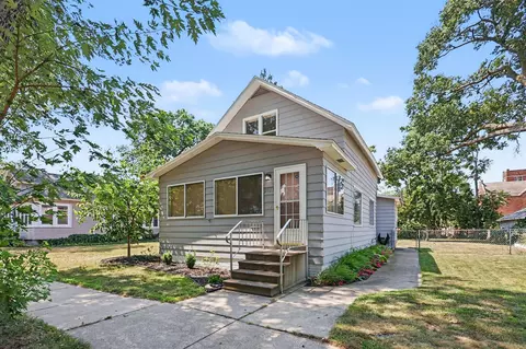 2067 Addison, Muskegon, MI 49441