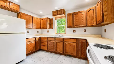 Kitchen - 6278 Brooklyn, Jackson, MI 49201 photo 1 of 3