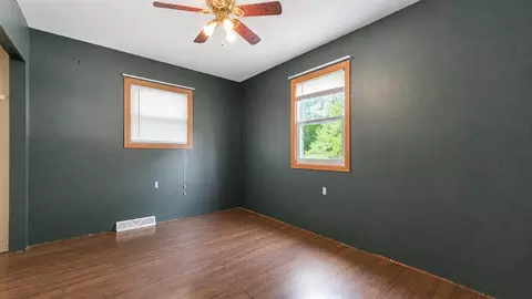 Bedroom - 6278 Brooklyn, Jackson, MI 49201 photo 2 of 3
