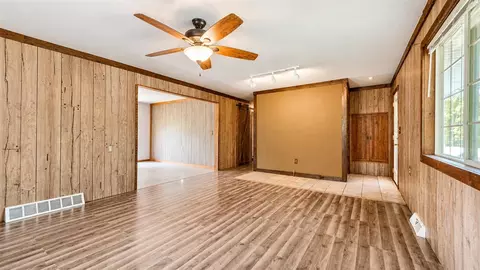 Living - 6278 Brooklyn, Jackson, MI 49201 photo 1 of 3