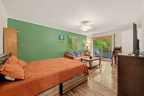 Bedroom - 215 Wickenham, Spring Arbor, MI 49283 photo 1 of 5