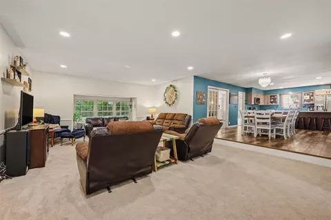 Living - 215 Wickenham, Spring Arbor, MI 49283 photo 1 of 3