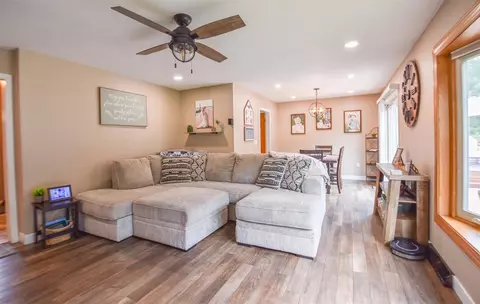 Living - 536 Schaeffer, Coldwater, MI 49036 photo 1 of 2