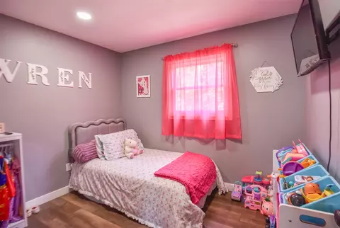 Bedroom - 536 Schaeffer, Coldwater, MI 49036 photo 4 of 10