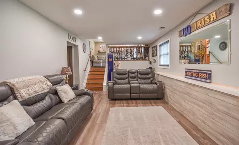 Entry Way - 536 Schaeffer, Coldwater, MI 49036 photo 3 of 3