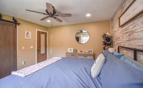 Bedroom - 536 Schaeffer, Coldwater, MI 49036 photo 2 of 10