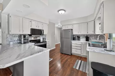 Kitchen - 4940 Wanda, Jackson, MI 49201 photo 4 of 4