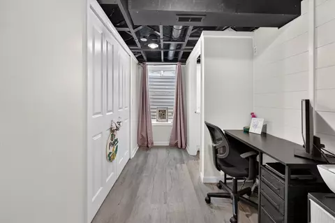 Entry Way - 4940 Wanda, Jackson, MI 49201 photo 2 of 2