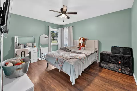 Bedroom - 4940 Wanda, Jackson, MI 49201 photo 1 of 8