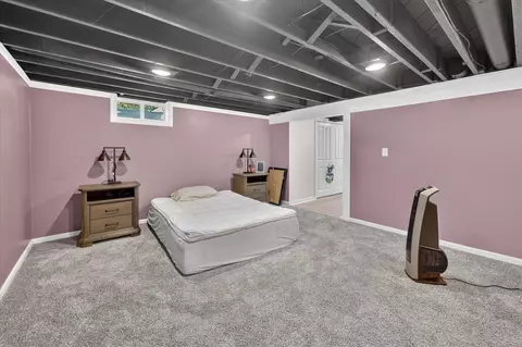 Bedroom - 4940 Wanda, Jackson, MI 49201 photo 6 of 8