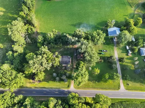 4120 E Haslett, Perry, MI 48872 photo 2
