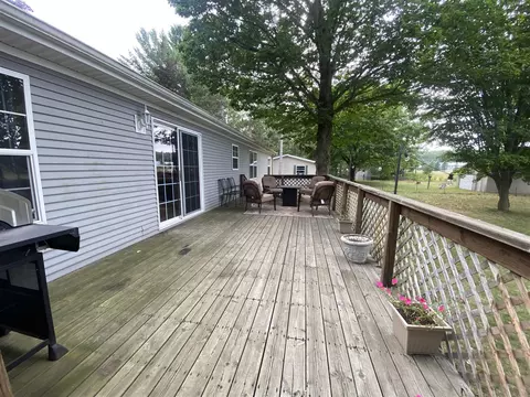 Exterior - 1551 E Pine Hl, White Cloud, MI 49349 photo 2 of 9