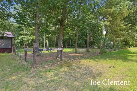 Exterior - 5708 E 52nd, Newaygo, MI 49337 photo 10 of 12