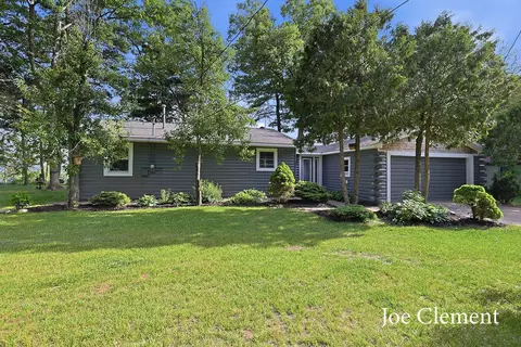 Exterior - 5708 E 52nd, Newaygo, MI 49337 photo 4 of 12