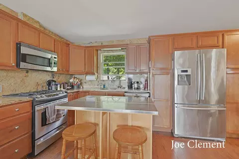 Kitchen - 5708 E 52nd, Newaygo, MI 49337 photo 1 of 4