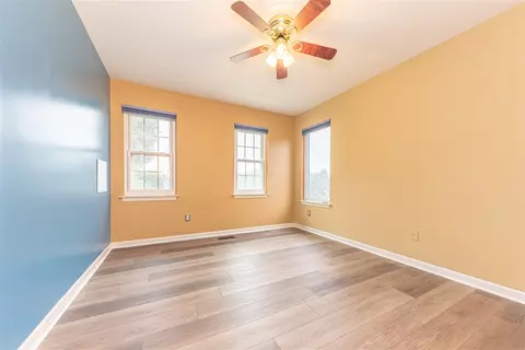 Bedroom - 6884 Ralaric, Dexter, MI 48130 photo 6 of 8
