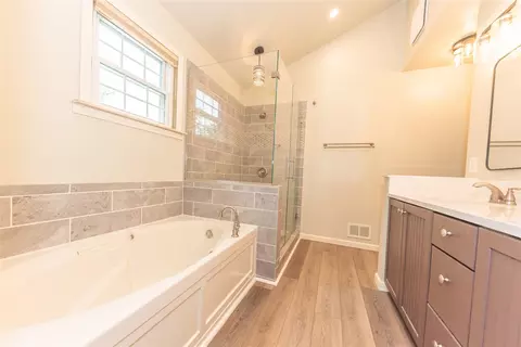 Bath - 6884 Ralaric, Dexter, MI 48130 photo 6 of 9
