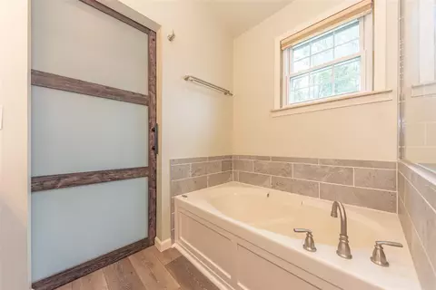 Bath - 6884 Ralaric, Dexter, MI 48130 photo 5 of 9