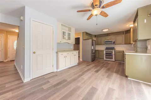 Entry Way - 6884 Ralaric, Dexter, MI 48130 photo 3 of 3