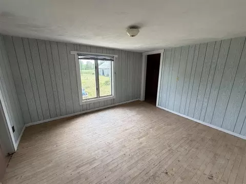 Bedroom - 3109 E Sugar Grv, Custer, MI 49405 photo 2 of 4