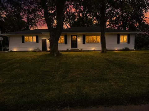 1653 Gary Paul, Jackson, MI 49203