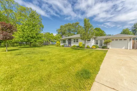 212 W Randolph, Douglas, MI 49406